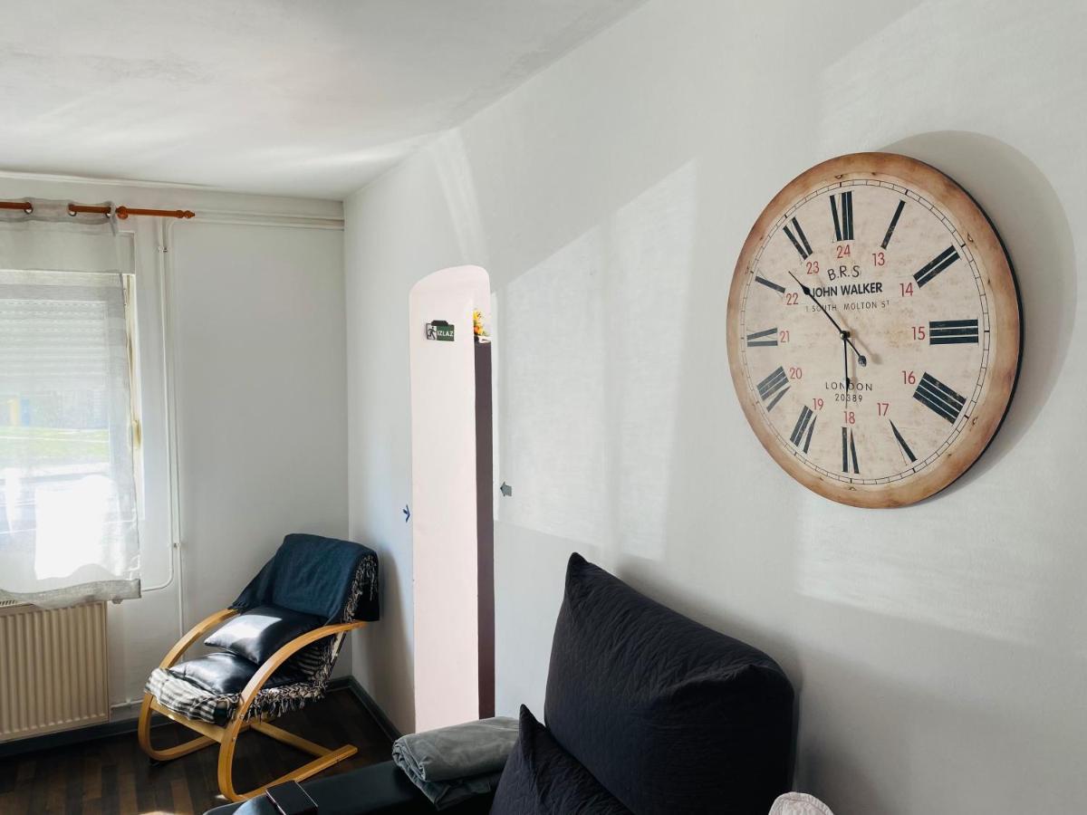 Apartment Zvecaj Ðakovo Bagian luar foto