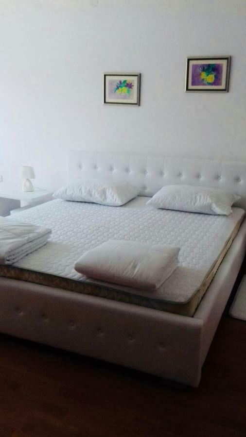 Apartment Zvecaj Ðakovo Bagian luar foto